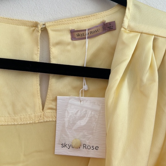 VICI | Ruffle Sleeve Bodysuit - Picture 4 of 5